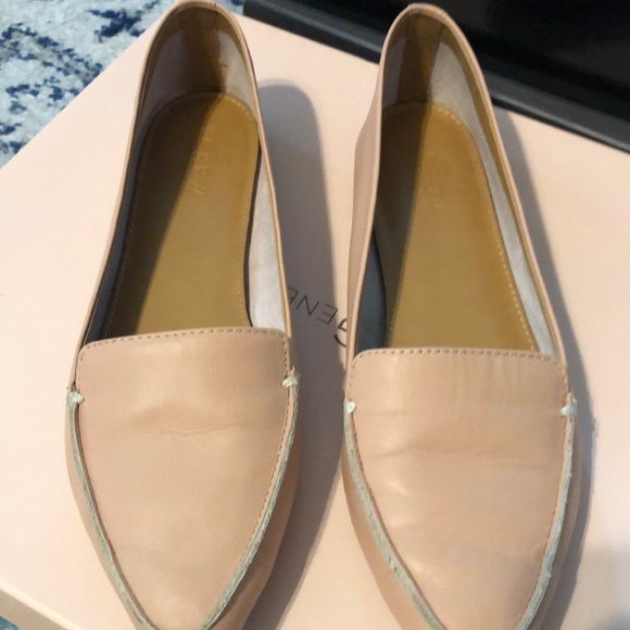 Elegant Nude Loafers - Picture 1 of 8
